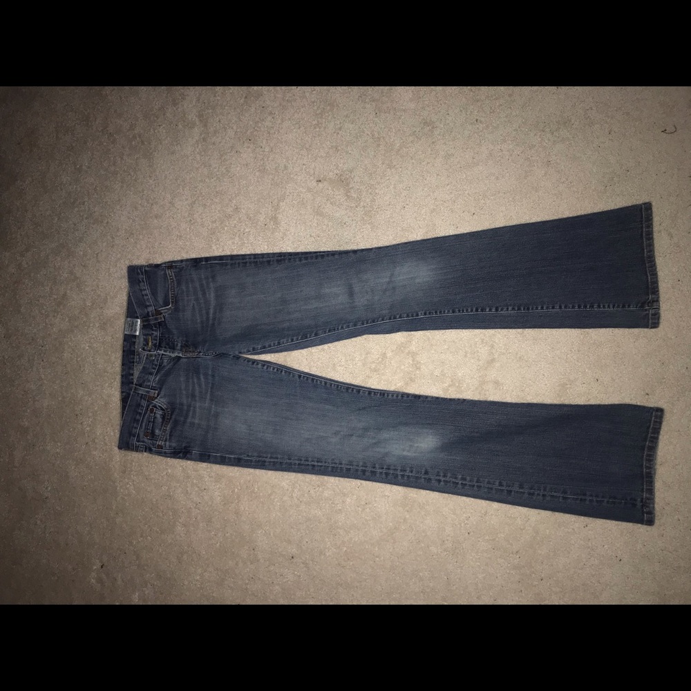 Women’s lucky brand jeans